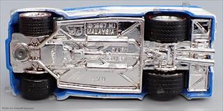 MF White / Blue - Larry’s Garage 30-car set 